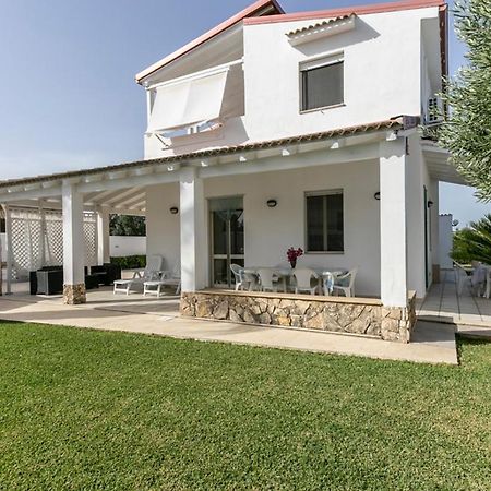 Villa Cavarra Reitani Exteriör bild